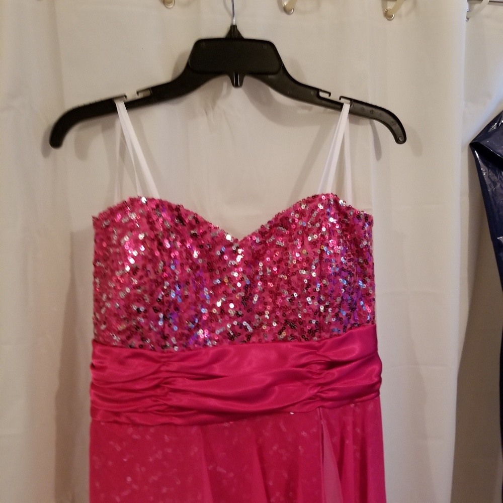 Prom/formal dress